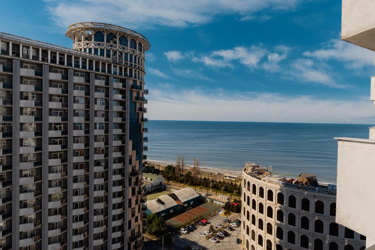 Hotel 19 Batumi Exterior foto